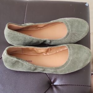Lucky Brand Green Suede Ballet Flats EMMIE Women's Sz 8 NWOB